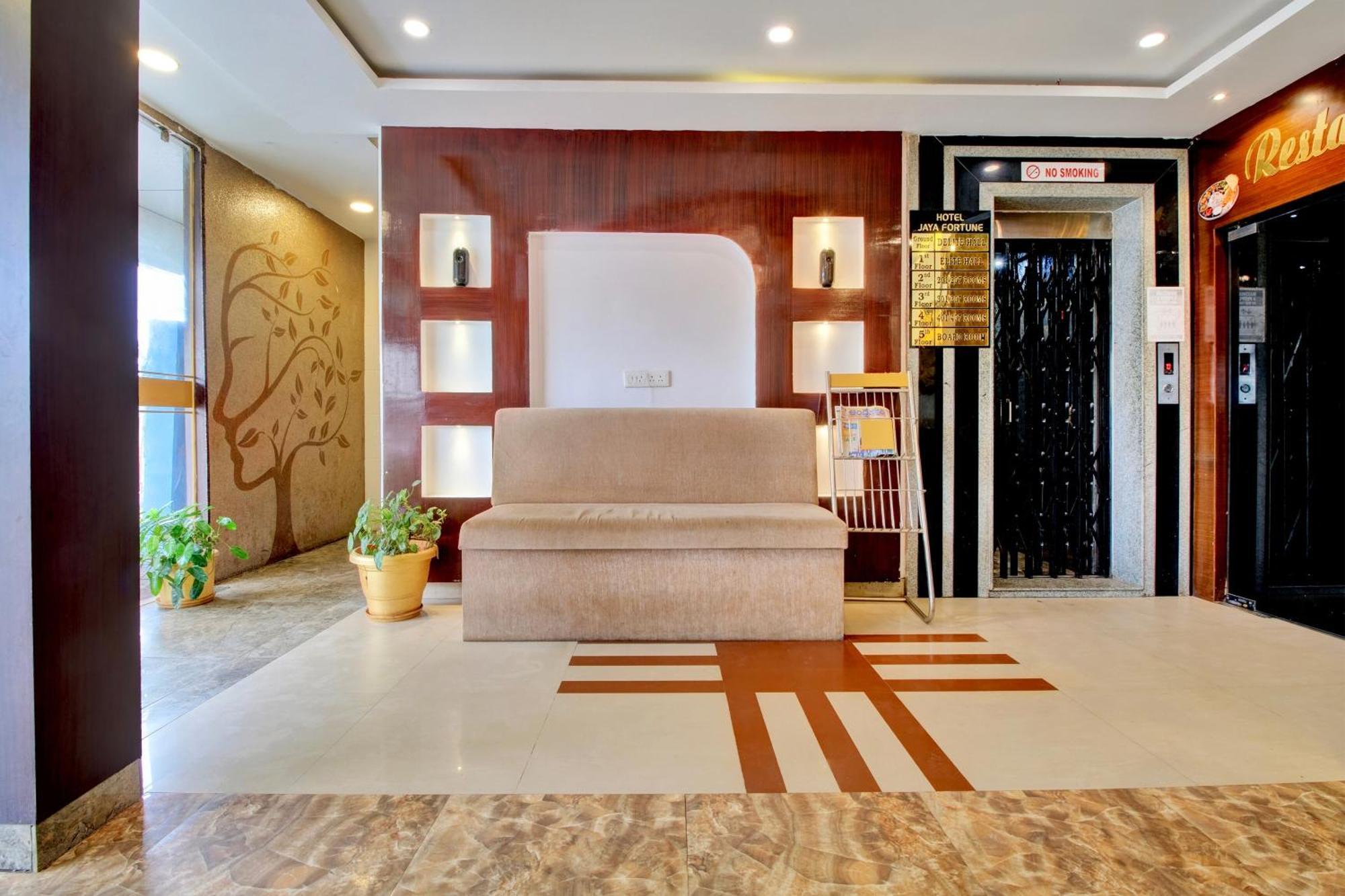 Hotel O Jaya Fortune Guntūr Zewnętrze zdjęcie